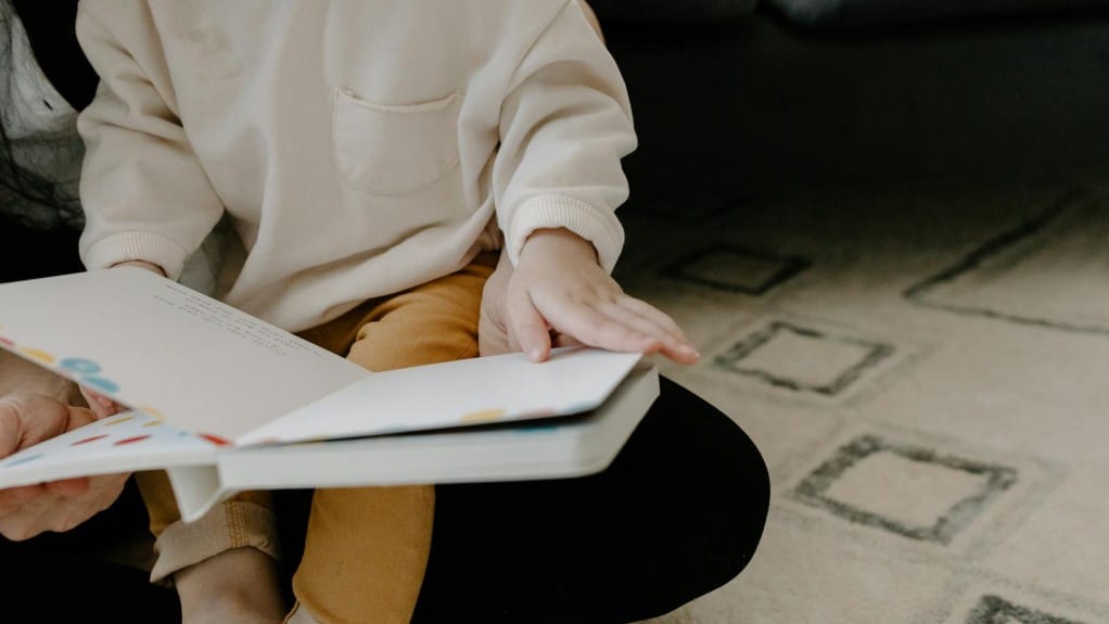 How to Use Storytelling to Transition from Letter Names to Sounds How to Use Storytelling to Transition from Letter Names to Sounds
